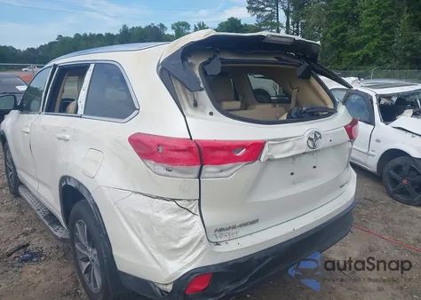 2018 Toyota Highlander Xle from USA, damaged, VIN 5TDJZRFH1JS544596